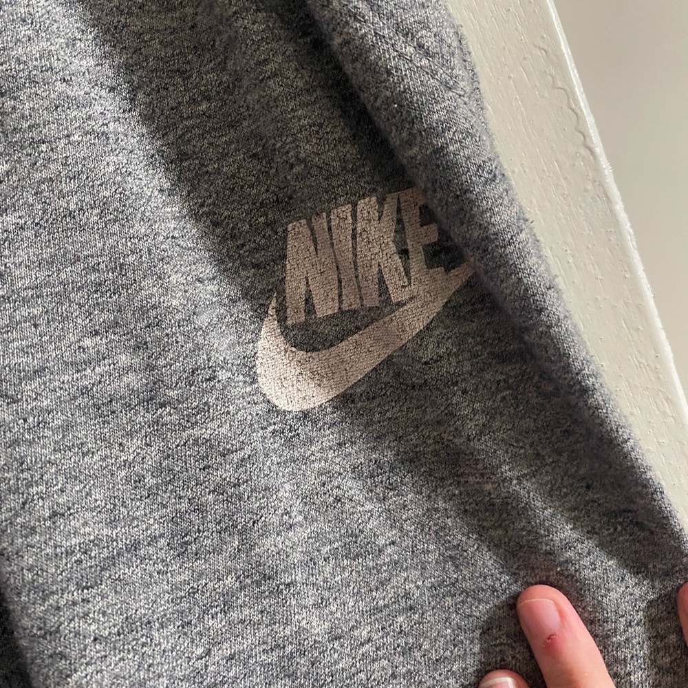 ❗️SOLD❗️Nike Crop Joggers
